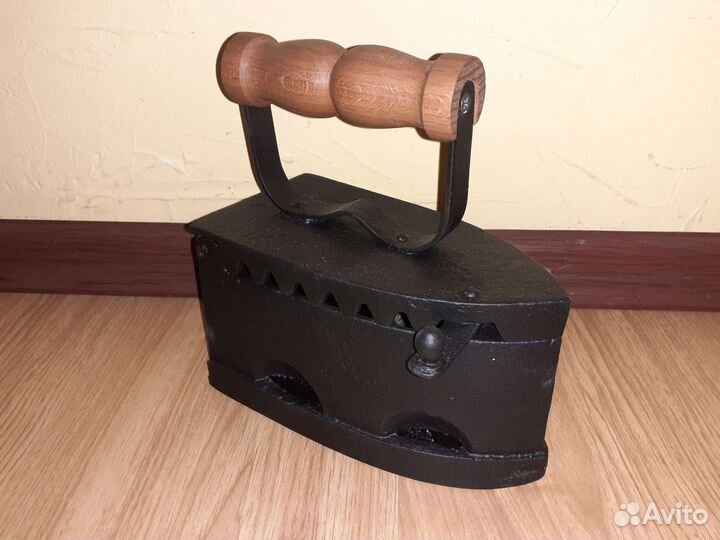 Утюг угольный