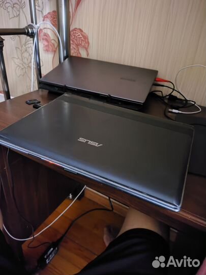 Ноутбук asus x50v