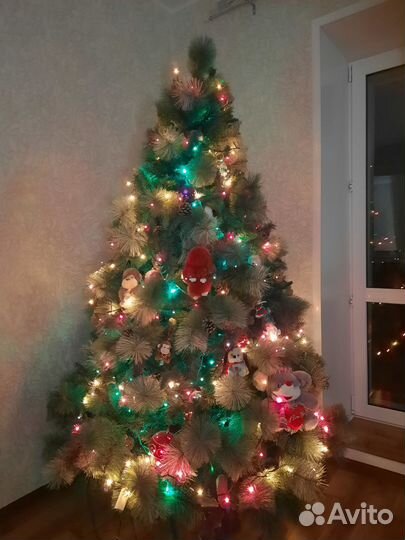 Елка искусственная 210 бу