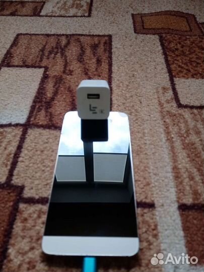 Б/у смартфон Le Eco X527