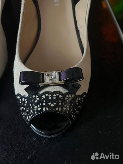 Босоножки Fabiani