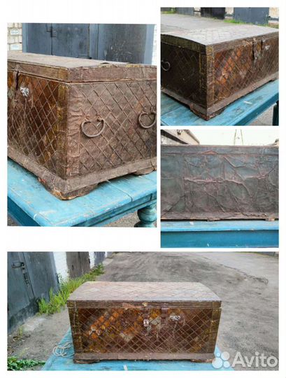 Сундук старинный
