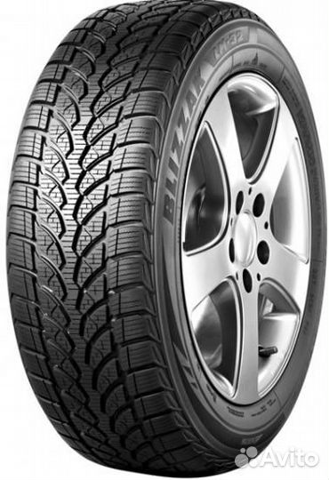 Bridgestone Blizzak LM-32 215/45 R18 93V