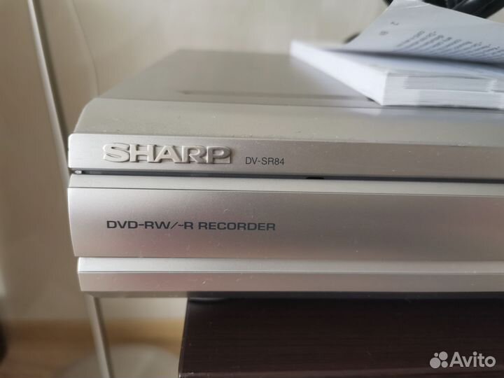 DVD плеер Sharp DV-sr84