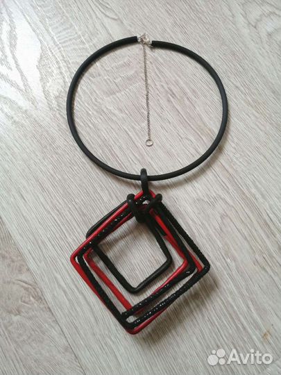 Колье