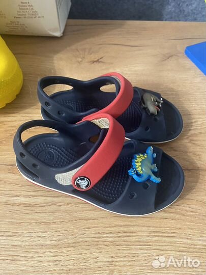 Сандалии crocs C8