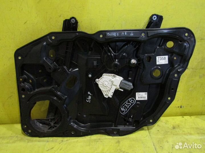 Стеклоподъемник Volkswagen Touareg 10-14г 90358