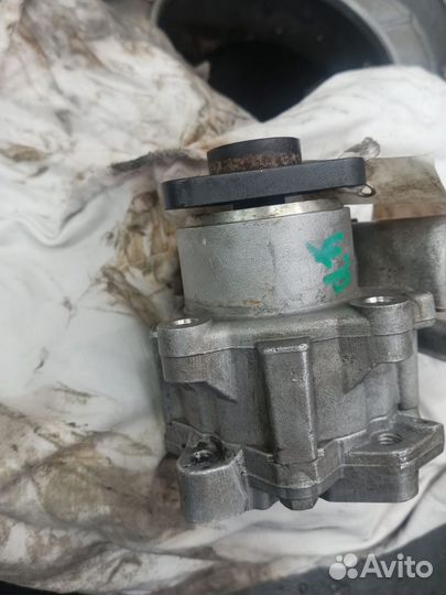 Насос гур Ауди.а6 с5