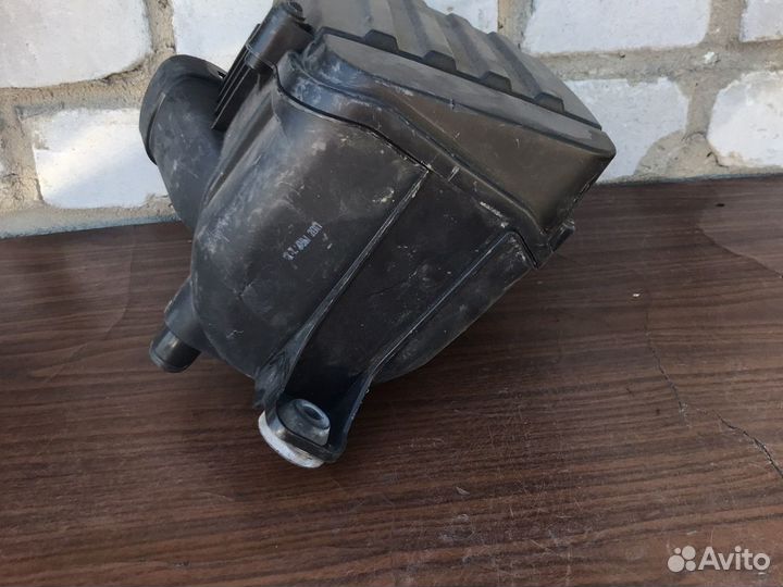 Корпус воздушного фильтра шкода ети