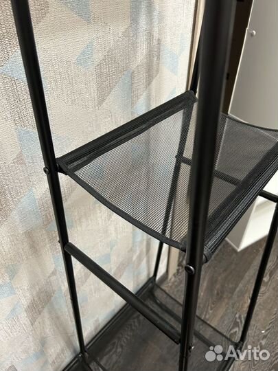 Вешалка для одежды напольная металлическая