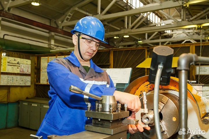 Токарь в Ленинградскую область, вахта