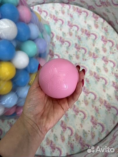 Сухой бассейн с шариками