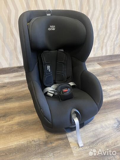 Britax Romer trifix2 i size