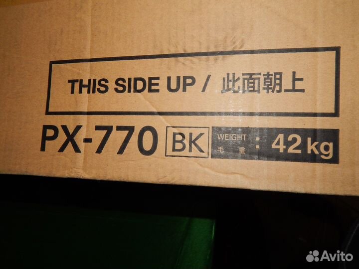 Цифровое пианино casio priviaPX-770чёрноё и белое