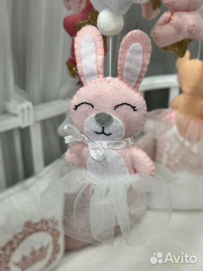 Мобиль из фетра на кроватку