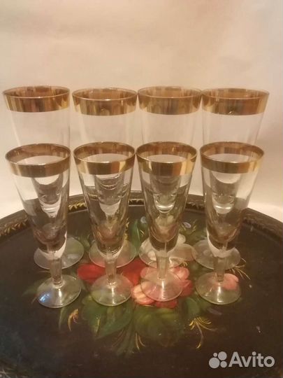 Хрусталь, стекло (рюмки, фужеры, вазы, кувшин)