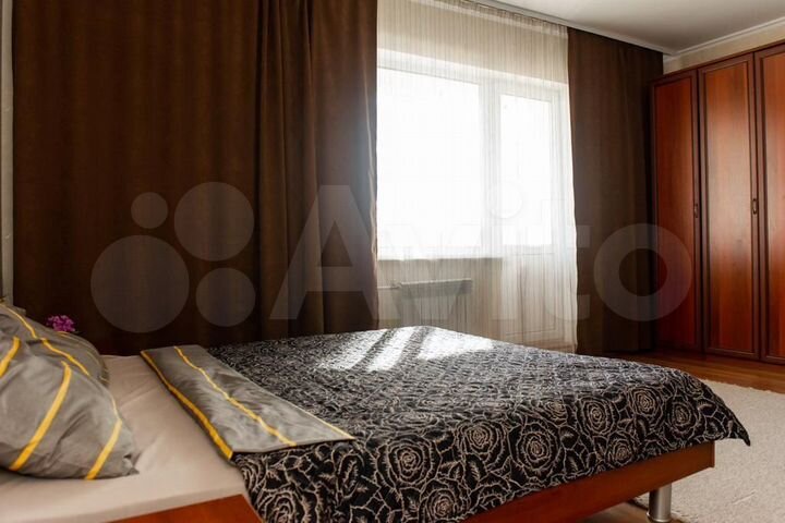 2-к. квартира, 70 м², 8/16 эт.