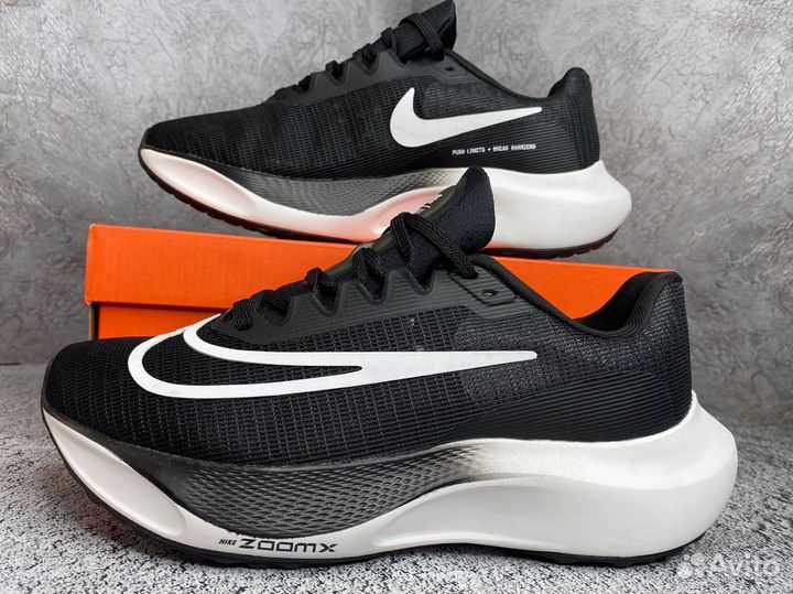 Кроссовки Nike zoomx беговые