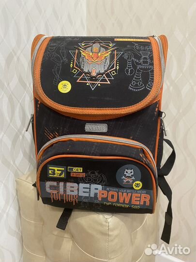 Школьный рюкзак