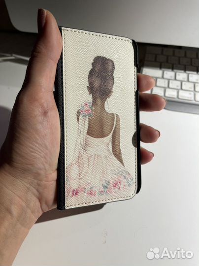 Чехол книжка на iPhone 7