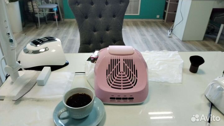 Нужна модель на маникюр гель лак наращивание