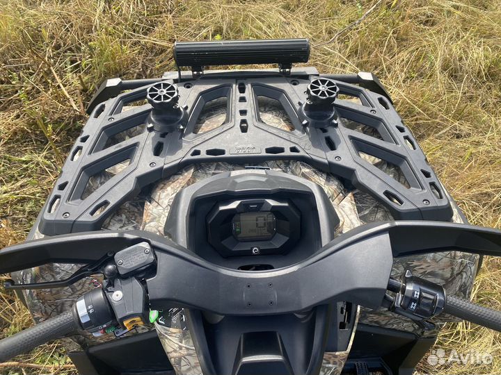 Квадроцикл Can-am outlander max 1000XT