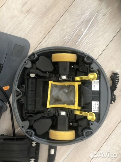 Робот пылесос