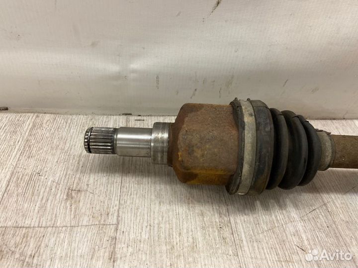 Привод передний левый Ford Focus CB4 1.6L