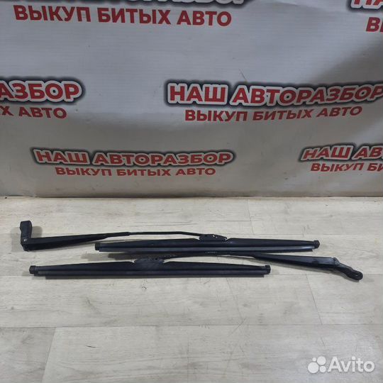 Дворник лобового стекла LADA Largus 2014