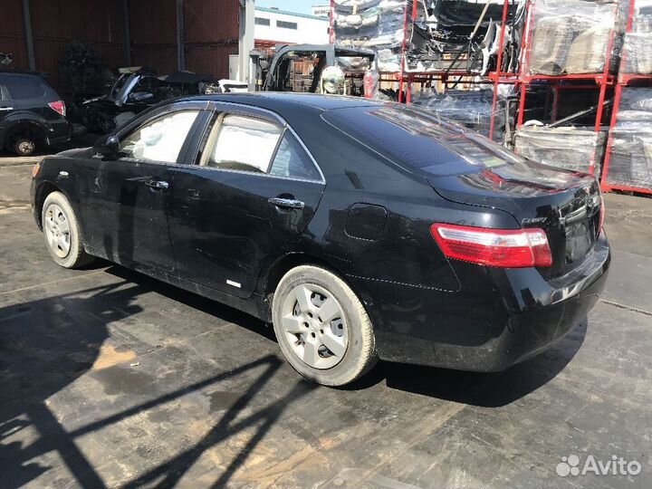 Обшивка багажника задняя Toyota Camry ACV45