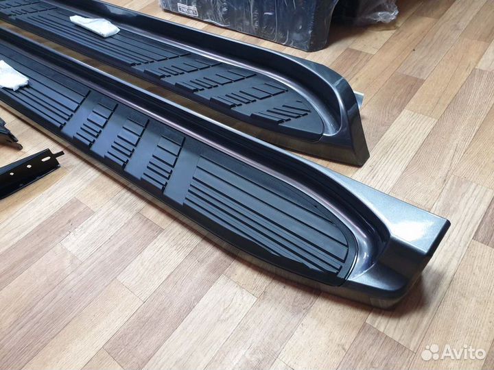 Prado 120 Пороги в стиле Lexus GX470 X4KV3