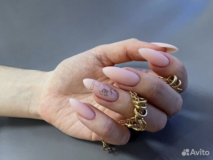 Маникюр Педикюр