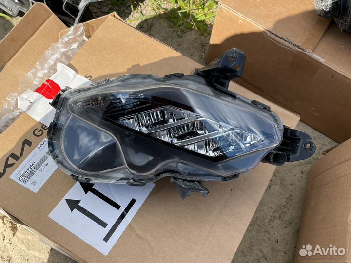 Фара противотуманная Kia K5 левая (б/у)