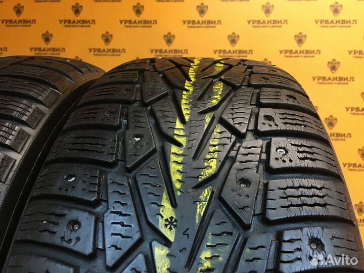 Nokian Tyres Hakkapeliitta 7 215/65 R16 102T