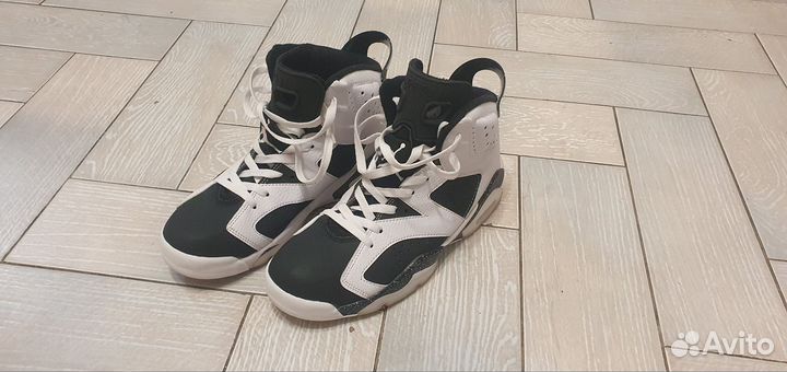 Кроссовки Nike Air Jordan 6