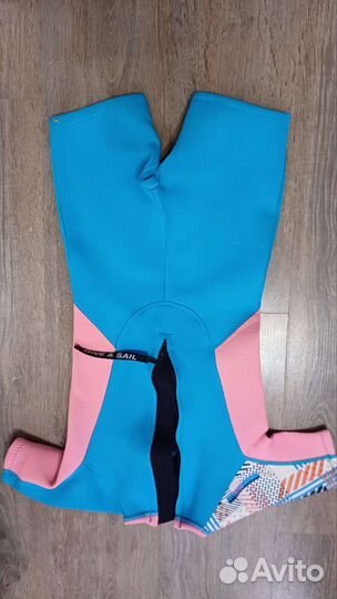 Гидрокостюм на девочку