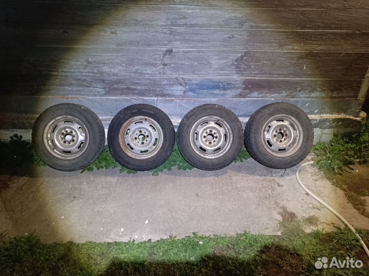 Зимние колеса matador r13