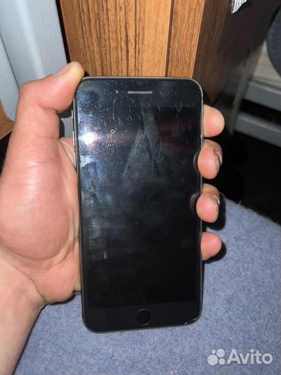 iPhone 8 Plus, 64 ГБ