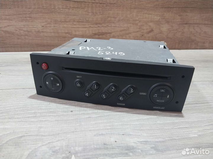 Магнитола штатная Renault Megan 2 Scenic 2