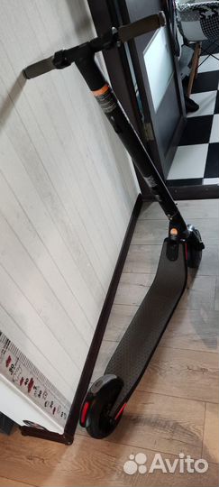 Электрический самокат ninebot es1