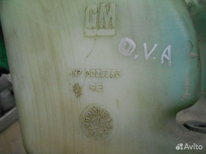 Бачок омывателя Opel Vectra A