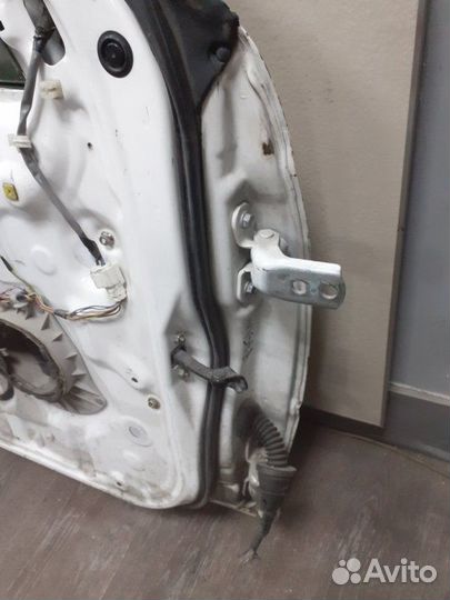 Дверь передняя левая Toyota Vista SV50 3SFE 1998