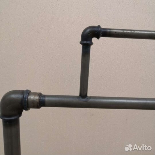 Вешалка для одежды напольная