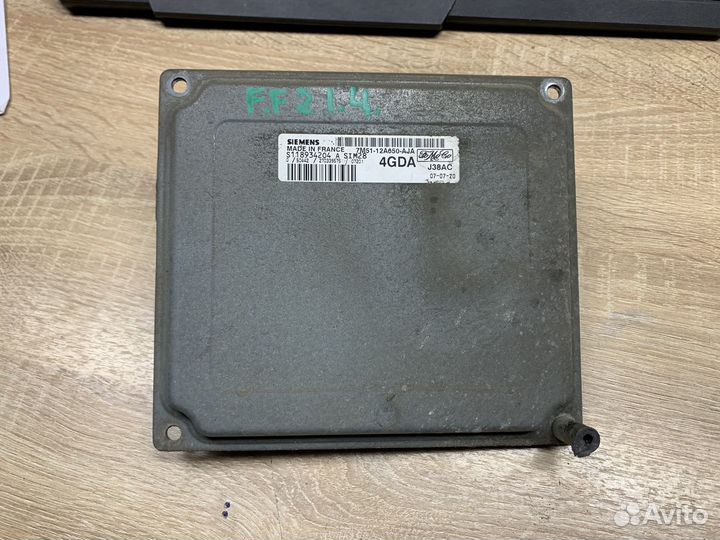 Блок управления двигателем Ford Focus 2 1.4