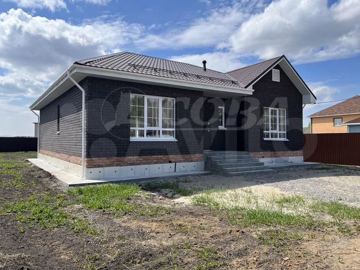 Коттедж 130 м² на участке 10 сот.