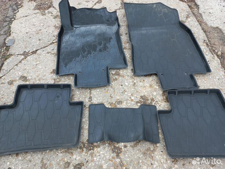 Автомобильные коврики Ниссан Кашкай J11