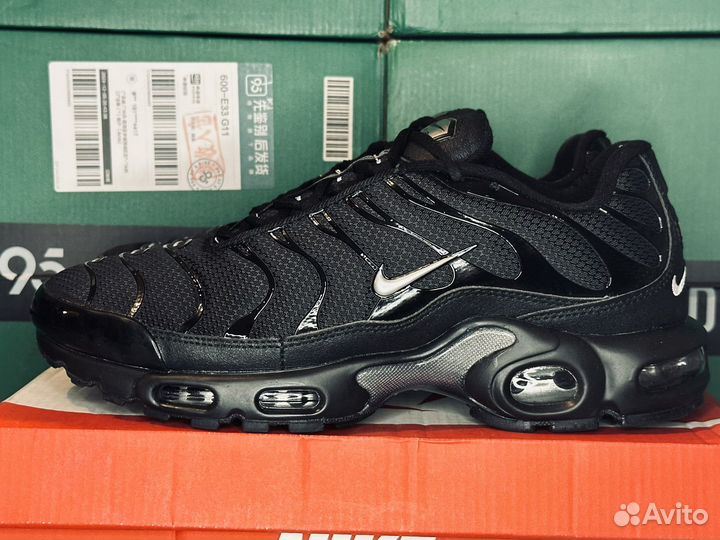 Кроссовки Nike Air Max Tn