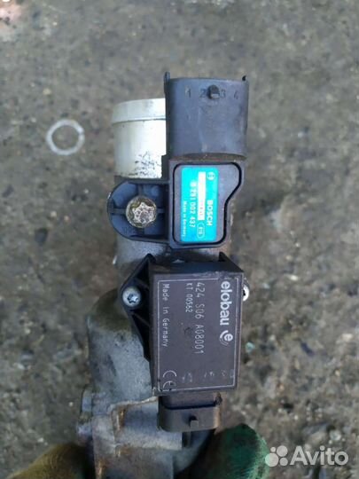 Дроссельная заслонка Opel Zafira A 2001г. 822680