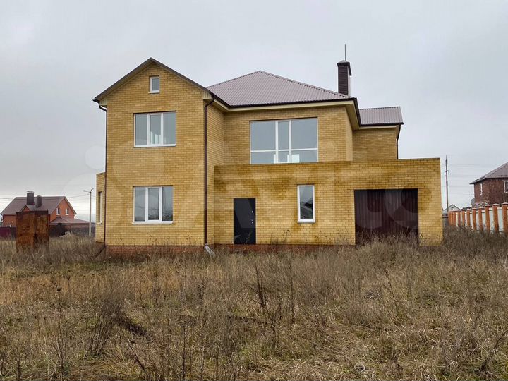 Дом 180 м² на участке 15 сот.