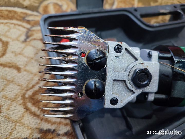 Подстригательная машинка